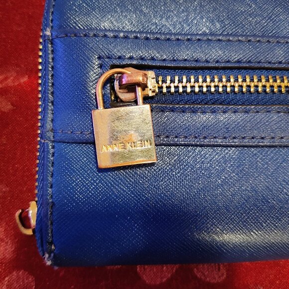 Anne Klein Blue Zip Around Long Wallet, Used - Picture 3 of 15
